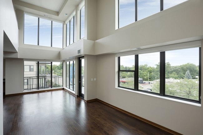 Ellipse on Excelsior and E2, Saint Louis Park, MN 55416 - photo 2