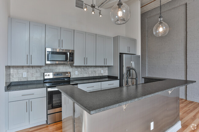 1BR, 1BA - 940 SF Dunson
