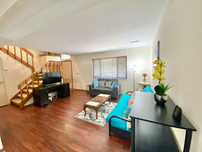 1469 Rydalmount Rd unit ID1061219P, Cleveland, OH 44118 - photo 2