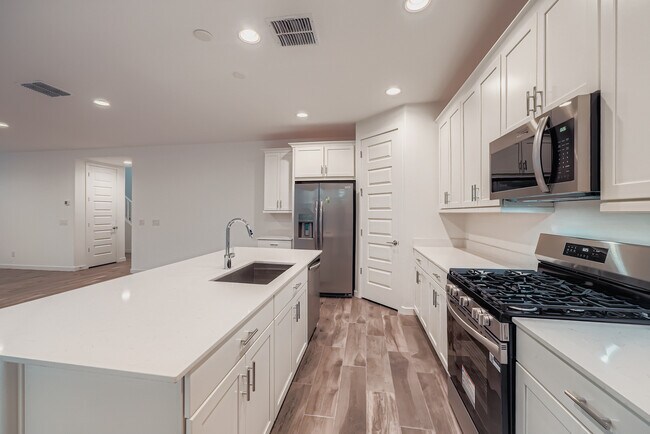 8331 E Peterson Ave, Mesa, AZ 85212 - photo 7