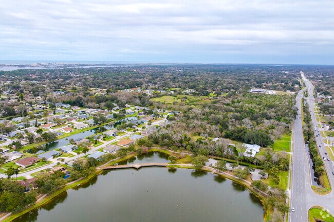 Georgetowne is a short distance to both highways and the beach.
