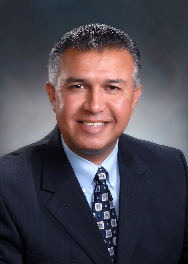 Larry Leivas
