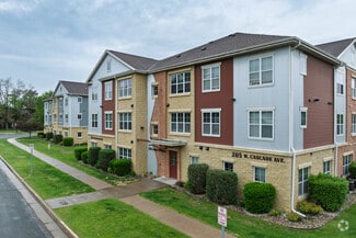 215 W Cascade Ave, River Falls, WI 54022