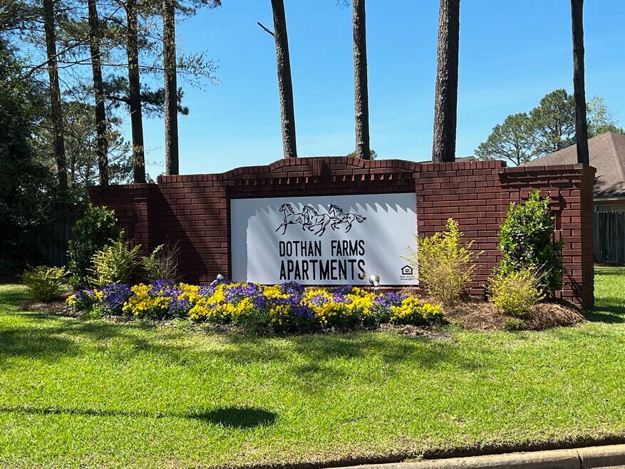 Dothan Farms 400 Burt Dr, Dothan, AL