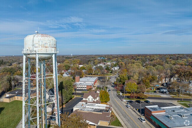 Chicago West’s history is visible along its scenic streets and neighborhoods.