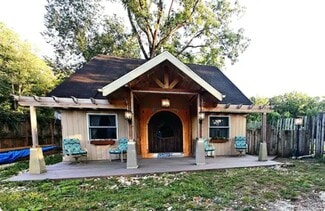 10426 Vistula Rd, Osceola, IN 46561