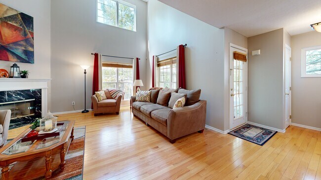 317 Sycamore Ridge Way unit 317, Columbus, OH 43230 - photo 2