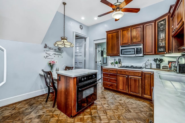 217 Loraine Ave, Cincinnati, OH 45220 - photo 4