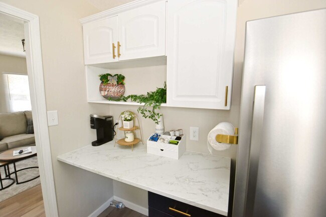 517 Napoleon St unit ID1037677P, South Bend, IN 46617 - photo 4