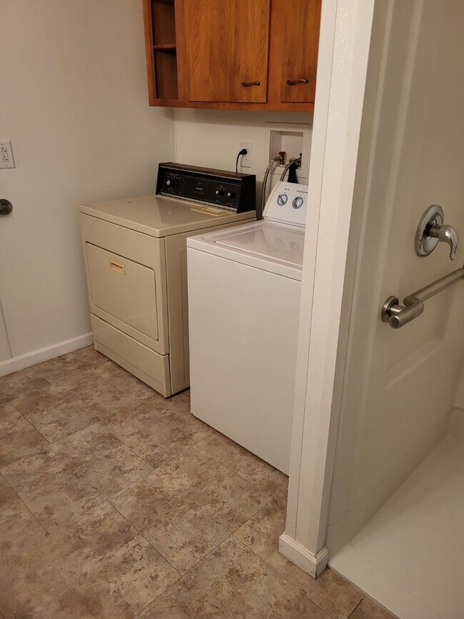 25107 State St unit B, Meadville, PA 16335 - photo 6