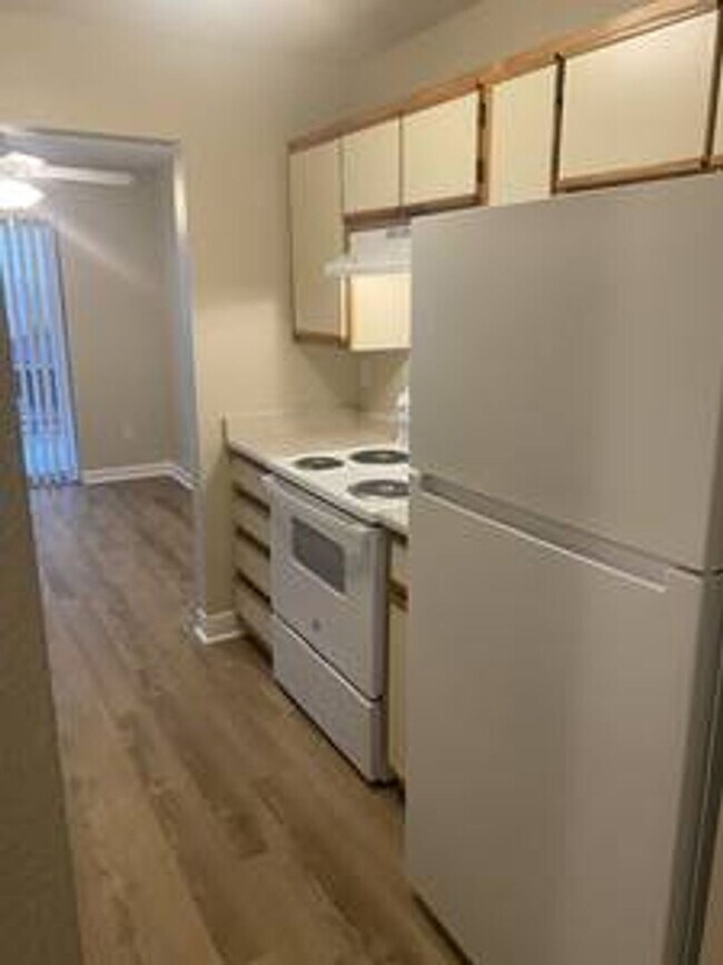 Chesapeake Pointe, Milwaukie, OR 97267 - photo 6