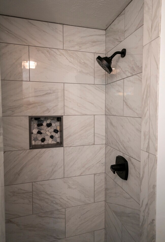 5 Boisvert St unit 105, Old Orchard Beach, ME 04064 - photo 7