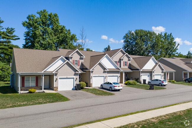 Village Path, Webster, NY 14580 - photo 6