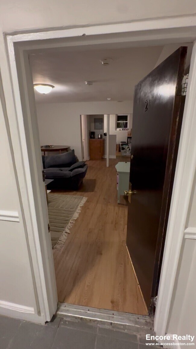 69 Chiswick Rd unit 8, Brighton, MA 02135 - photo 2