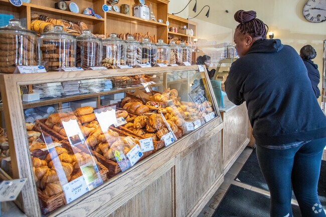 La Farine is a popular pastry shop adjacent to Reservoir Hill in Oakland with French goodies.