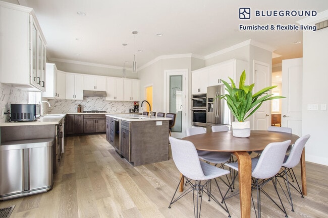 263 E Hedding St, San Jose, CA 95112 - photo 6