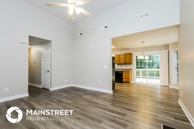 5232 Springhouse Farm Rd, Winston Salem, NC 27107 - photo 6