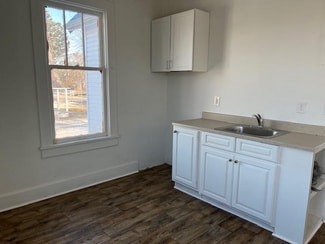 713 Adams, Muncie, IN 47302
