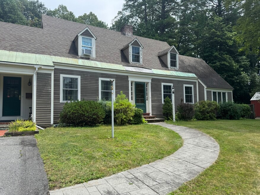 45 Common St, Springfield, VT 05156 - photo 1