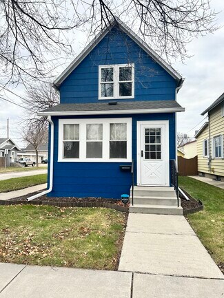 1201 University Ave, Grand Forks, ND 58203