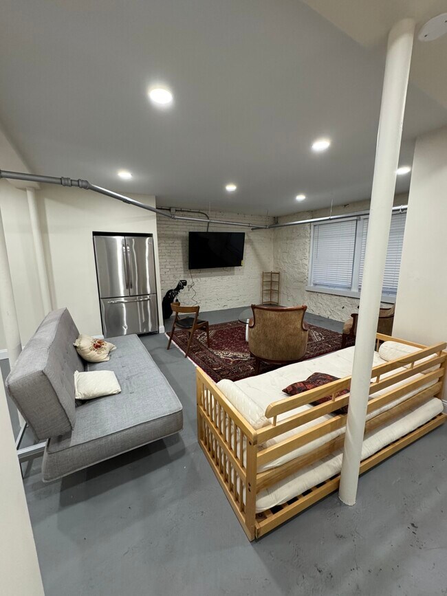 30 Wadsworth St, Boston, MA 02134