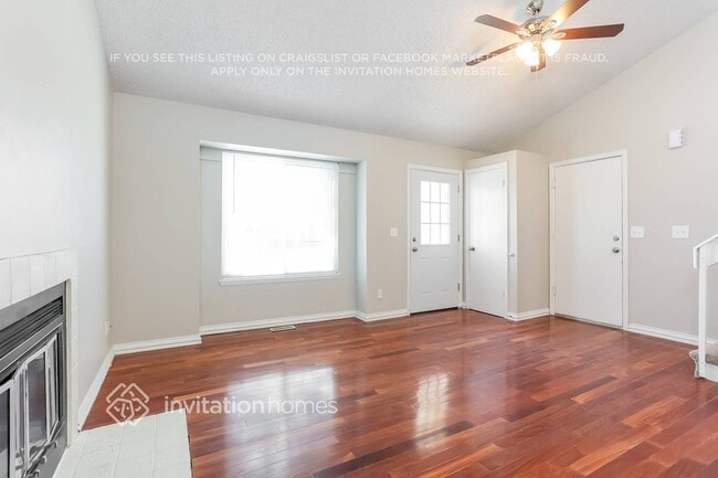 17959 E Cornell Dr, Aurora, CO 80013 - photo 3