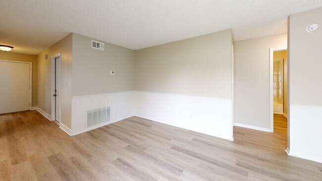 838 Haulover Dr, Altamonte Springs, FL 32714 - photo 2