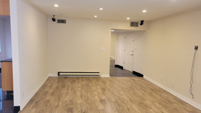 4521 Colbath Ave unit 104, Sherman Oaks, CA 91423 - photo 7