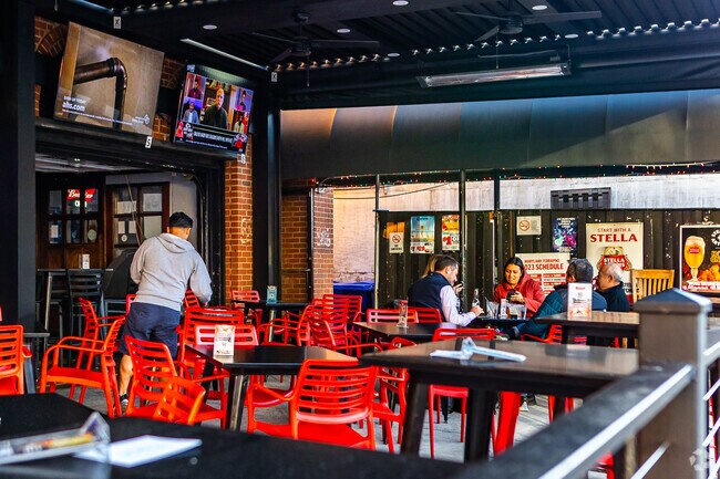 Caddies is a local favorite amongst the residents of Woodhaven.