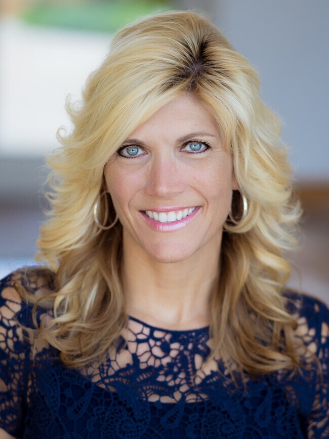 Shar Snell