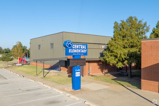 Central Elementary School is a great place for kids to learn in Moore.