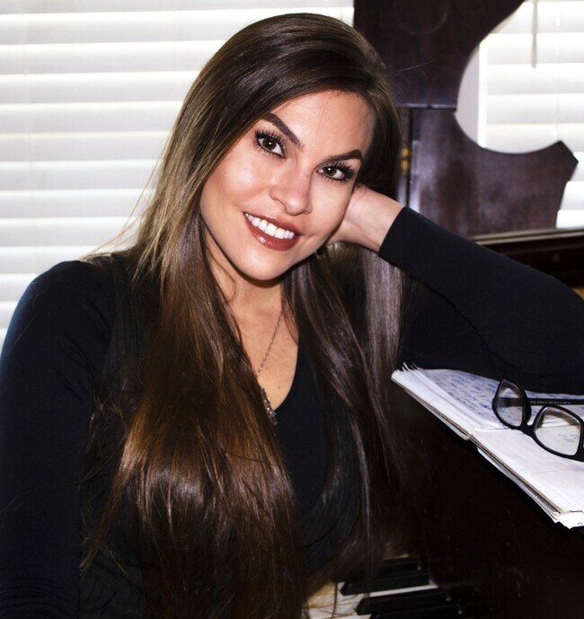 Mandy Spinosa