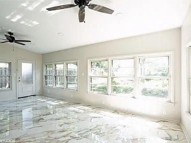 3215 E 8th St, Des Moines, IA 50316 - photo 5