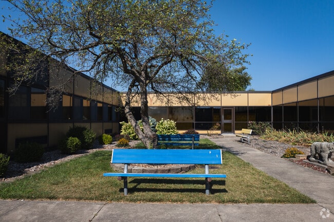 Jefferson High School welcomes you to have a seat outdoors.