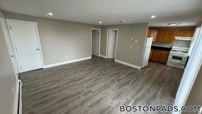 3 Henry Terrace unit 14A, Worcester, MA 01607 - photo 3