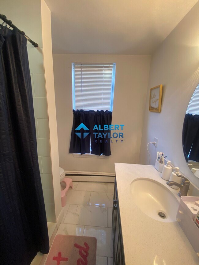 14 Wigglesworth St unit 2, Roxbury Crossing, MA 02120 - photo 6