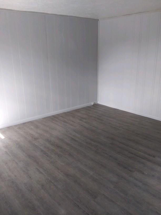 Spacious Main Bedroom
