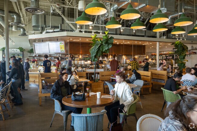 Flower Child restaurant is greatly appreciated by residents of Peccole Ranch.