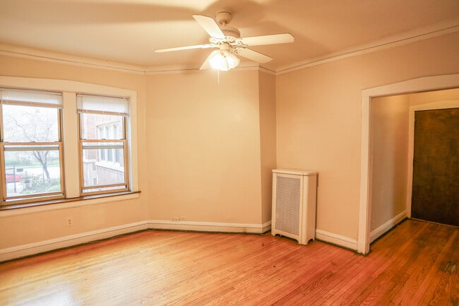 7717 N Sheridan Rd unit 2P, Chicago, IL 60626 - photo 4