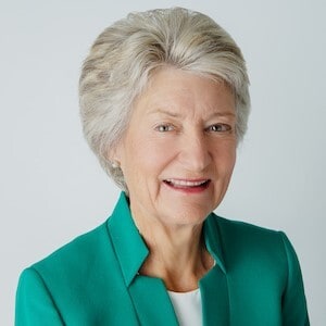 Linda Dwinell Logan