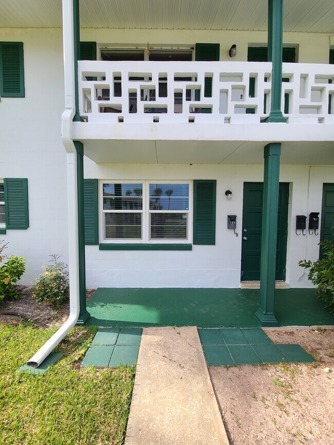 West Winds, South Daytona, FL 32119 - photo 4