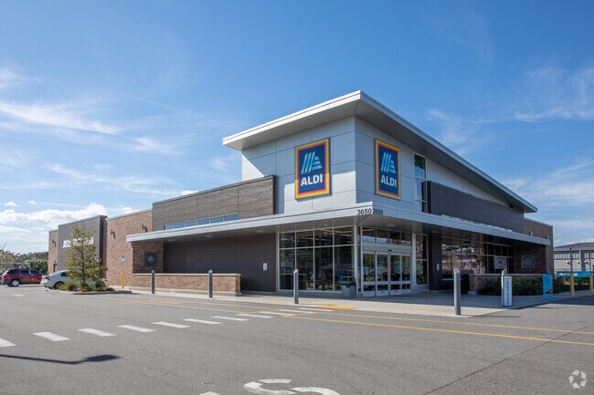 Aldi on Emerson St