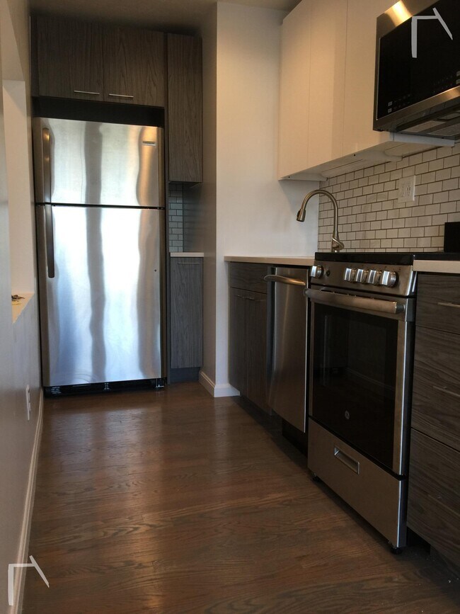 19 Peterborough St unit 22, Boston, MA 02215 - photo 3