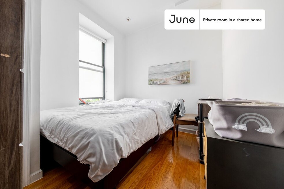 Room in Shared 3 bed/2 bath home