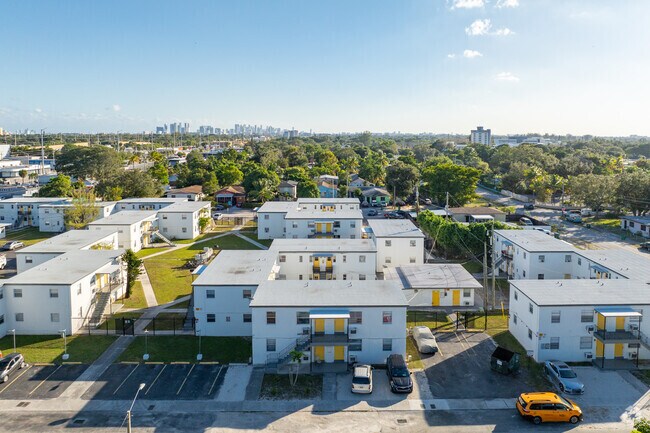 You can see the proximity of Downtown Miami from Pinewood Park.