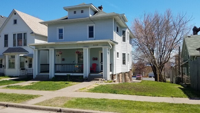 2328 1/2 W 6th St unit .5, Duluth, MN 55806 - photo 2