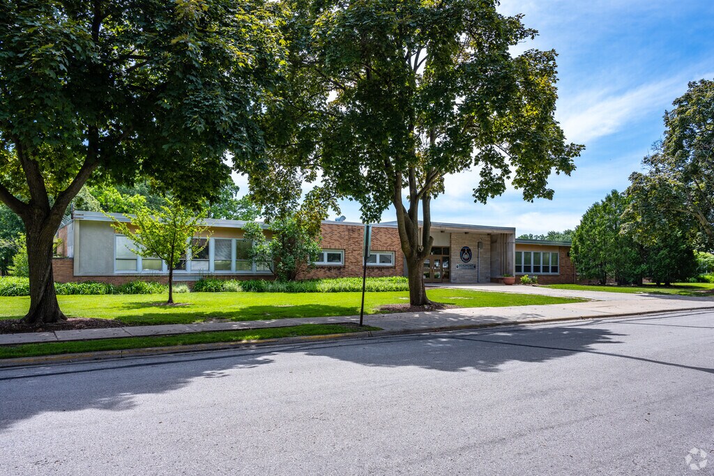 Beaumont Elementary School is in the Green Bay school district.
