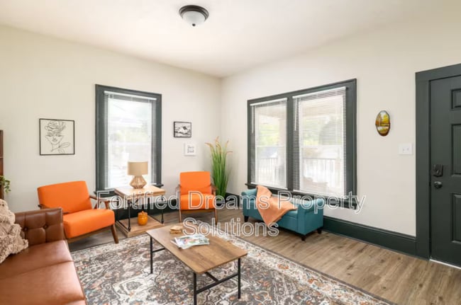 720 S Broad St, Winston Salem, NC 27101 - photo 3