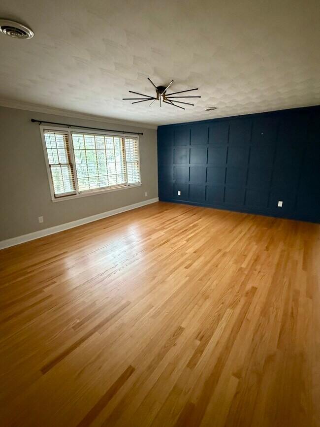 2510 Catherine St, Bristol, VA 24201 - photo 2