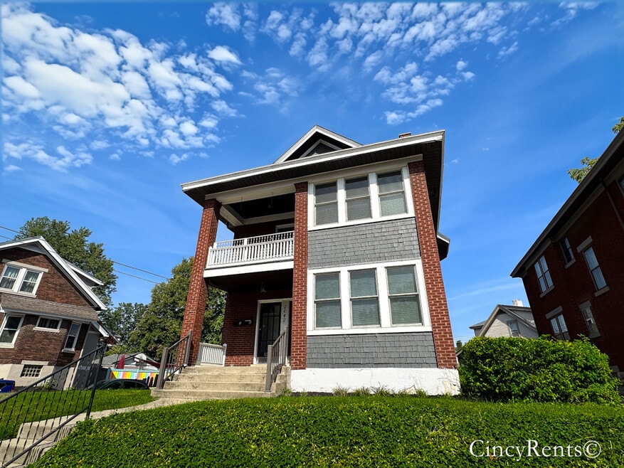 2642 Madison Rd unit 2, Cincinnati, OH 45208 - photo 1